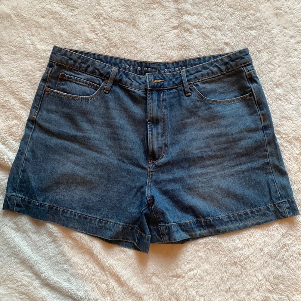 Mom Jean Style Shorts